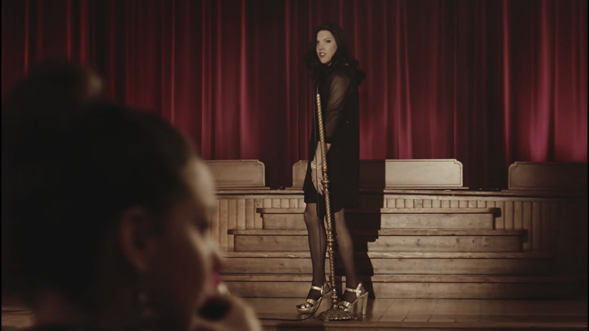 Still from Mustii